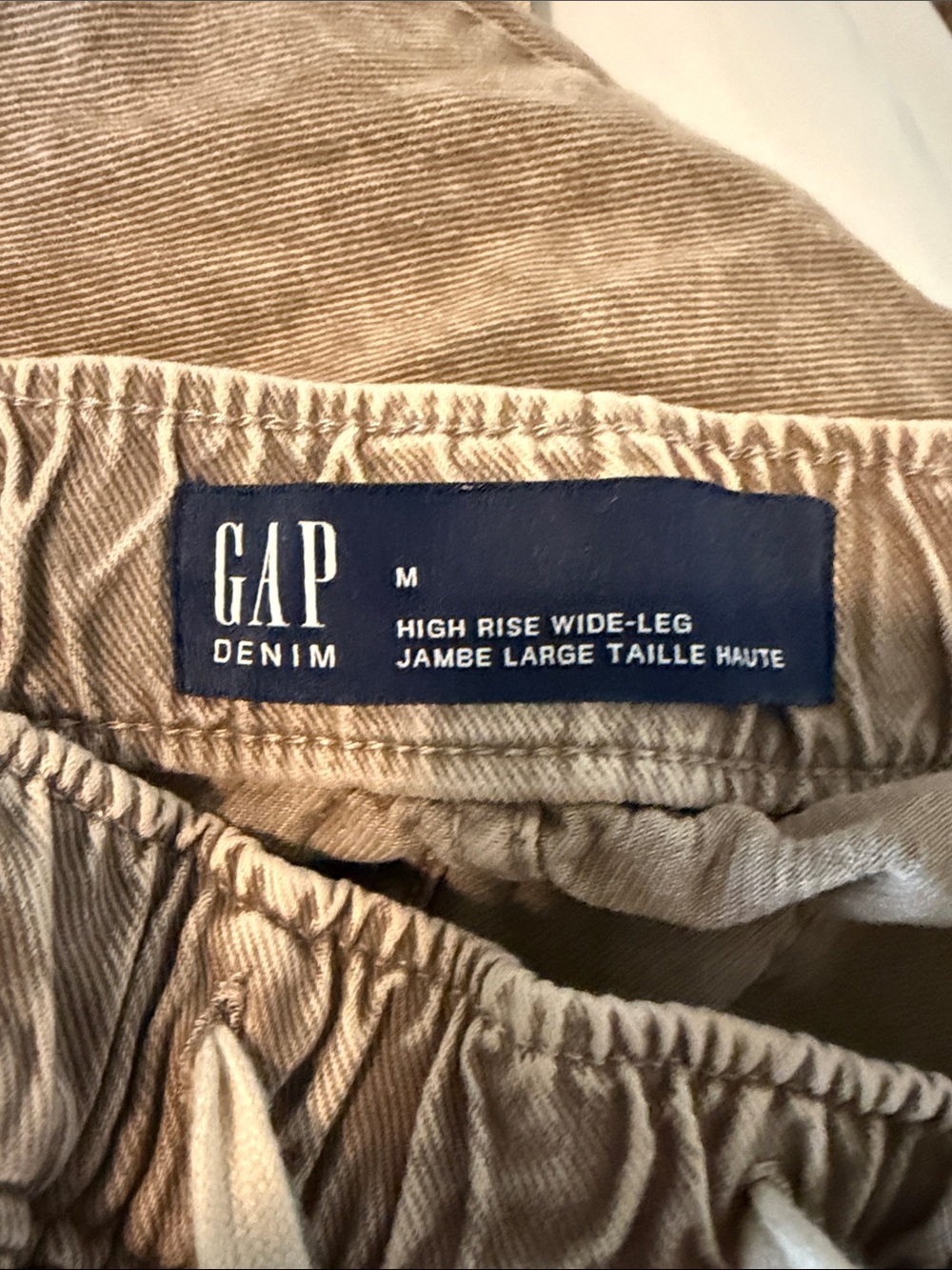 GAP Women’s Taupe Drawstring Cargo Pants - Picture 2 of 2
